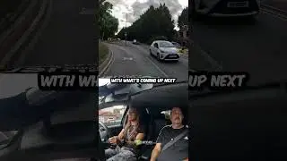 Serious fault at a reverse priority roundabout #driving #drivinglesson #learnerdriver #roundabout