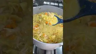 Домашний куриный суп с лапшой 🥣