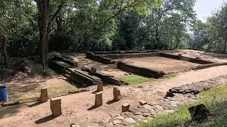 Climbed Ancient Rock Palace in Travel | Sri Lanka | Tour guide | Adventure package | waradeep travel