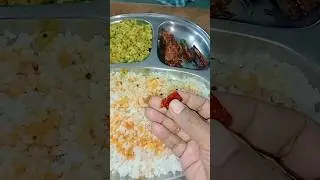 மூனு துண்டு எடுத்துட்டேன்😋🤤🫣#shorts #food #trending #tamil #youtube