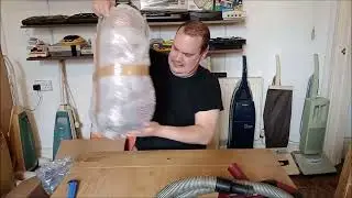 Unboxing / First Look - Vintage 1985 Hotpoint 3380 Cylinder Vacuum Cleaner!