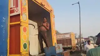 Hardworking 💪 fishing boats ice supplier 🥲🙏🥲 @mayt7120 #subscribe #trending #viral 