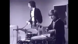Kaleidoscope - Holidaymaker  (French TV appearance from late 1967)