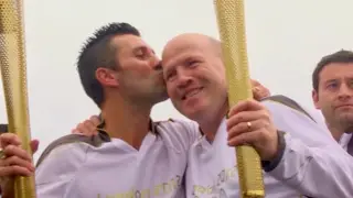 Olympic Torch Crosses Irish Border