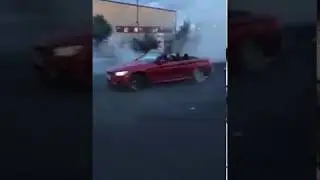 OVER 18 (BMW M4 Competition Pack BURNOUT DONUTS SMOKERS loud revs