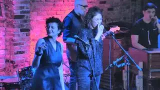 Colors (Black Pumas) &ndash; Intense Live Performance at The Bitter End (NYC)