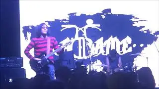 Maddame - Glowing Mountains (Live at Grazrootz Skatefest)