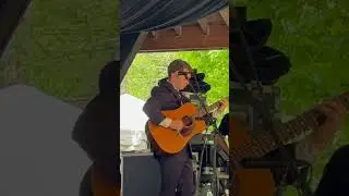 Epic mandolin and guitar break by the Dukes of Drive #bluegrass #merlefest #mandolin