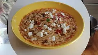 Hoe maak je de lekkerste kritharaki griekse pasta rijst. How to make kritharaki