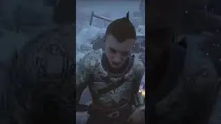 Atreus almost breaks his hand opening chest like Kratos #shorts