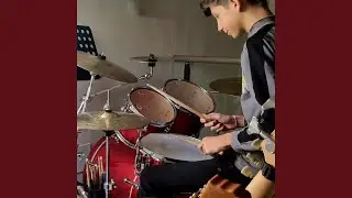 Bass Machine Gun