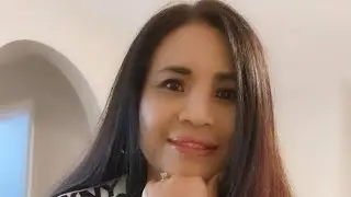 Lyn O. is live! LET'S DO SILENT LIVE STREAM