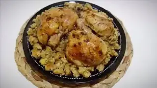 Pershesh me pule per festat, receta per kulacin, si te pjekim mishin e pules ne menyre perfekte