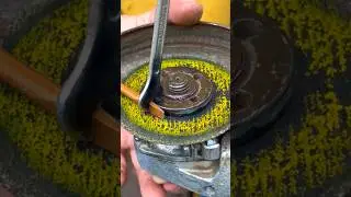 Small Tips for Disassembling Angle Grinder Discs#lifehacks #lifeha