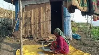traditional himalayan hill village life || in Nepal🇳🇵 simple mountain cook and food village life ||