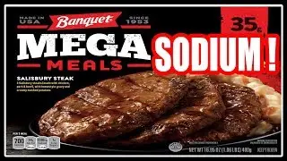Banquet MEGA SODIUM Salisbury Steak Meal - WHAT ARE WE EATING?? -The Wolfe Pit