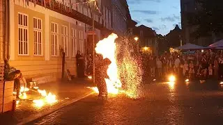 30.5.25 Flying Flames Feuershow!