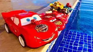 Disney Pixar Cars toys Review | Lightning McQueen, Finn McMissile, Mack, Doc Hudson,Cruz Ramirez