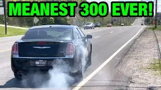 Chrysler 300 C 5.7L HEMI V8 2012 года выпуска с двойным выхлопом и CHERRY BOMBS!