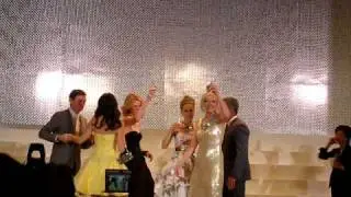 SATC2　ジャパン・プレミア・プレイベント・レッドカーペット　乾杯