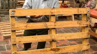 Make a Smart Folding Table Using Pallet Wood // The Process of Recycling Pallet Wood.