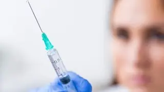 Жителям округа рекомендовали заранее привиться от клещевого энцефалита