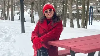 Singing and praising God in the snow.  In the name of Jesus / It’s a great thing to praise the Lord 