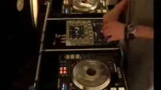 DJ Digital Josh - Bumming For Change