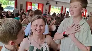 Feliz Aniversário Mamãe Juliana Taucher Kuss. Pedro Antonio e Vitor Leonardo 