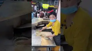 Make dried preserved vegetable big sesame cakes and sell them to make money