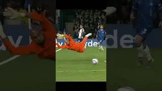 Roberto Sanchez's flying save frustrates Son Heung-min