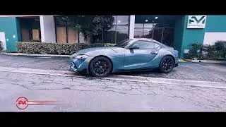 Toyota Supra 2022 года с прозрачным бампером, установленным на всю переднюю часть