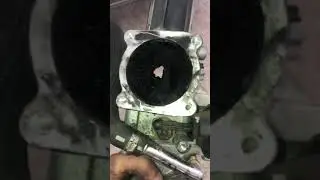 VOLVO XC60 2.4 D5 VALVE EGR