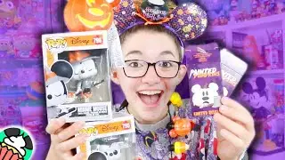 Shop Disney Halloween Haul! Glow Plush, Lanyard, Mystery Pumpkin Pins, and Funkoween Pop Figures!