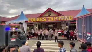 Wakapolri Tinjau Langsung Penanganan Bencana di Tapteng, Tegaskan Kehadiran Negara untuk Masyarakat