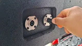 Consola Amplificada y Parlantes Jbl pasivo Vrx900