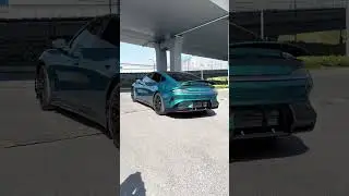 The actual Xiaomi SU7 Ultra car is truly beautiful , especially this color scheme