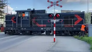Pociąg towarowy w Opolu, ul.Luboszycka/Nysy Łużyckiej, na bocznicy portowej.