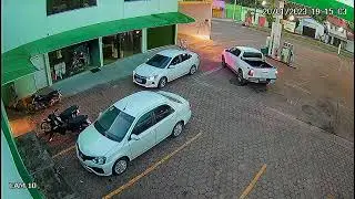 AXIX&Aacute;: Ap&oacute;s discuss&atilde;o, homem atira em outros dois em posto de gasolina