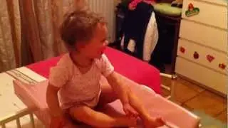 Clizia e Letizia e la puzza dei piedi