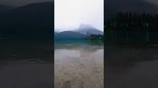 So refreshing 😍 #Shorts #nature #canada #explore #adventure #mountains #underwater #travel