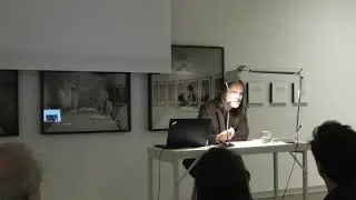 Conferència sobre les abstraccions a la Col·lecció Foto Colectania a càrrec de Perejaume.