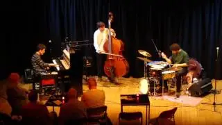 Elliot Galvin trio 