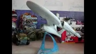 Star Trek 2009 Movie USS Enterprise model review