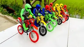 Dirt Bike Finger | Mini X-Trail Motocross | Amateur Dirt Bike | Team KTM | Team KLX, Team CRF #359