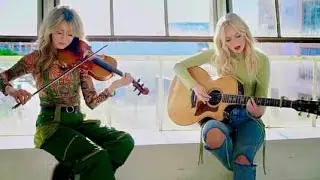 Lindsey Stirling & Madilyn Bailey | Red Ribbon  ( Acoustic version )