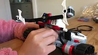 LEGO Mindstorms EV3 Track3r Mission 5