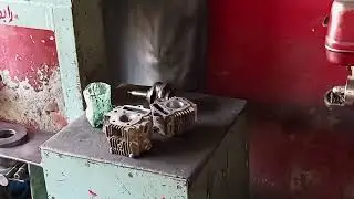 100 cc k head ki side tikiii bush lagaya