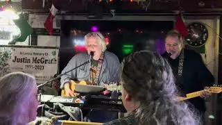 The Orange Vega doing “I Know Something About Love”