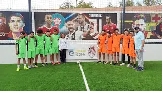 Finale du tournoi interclasses de foot sur le mini-terrain synthétique du beau centre FOOT ACADEMY